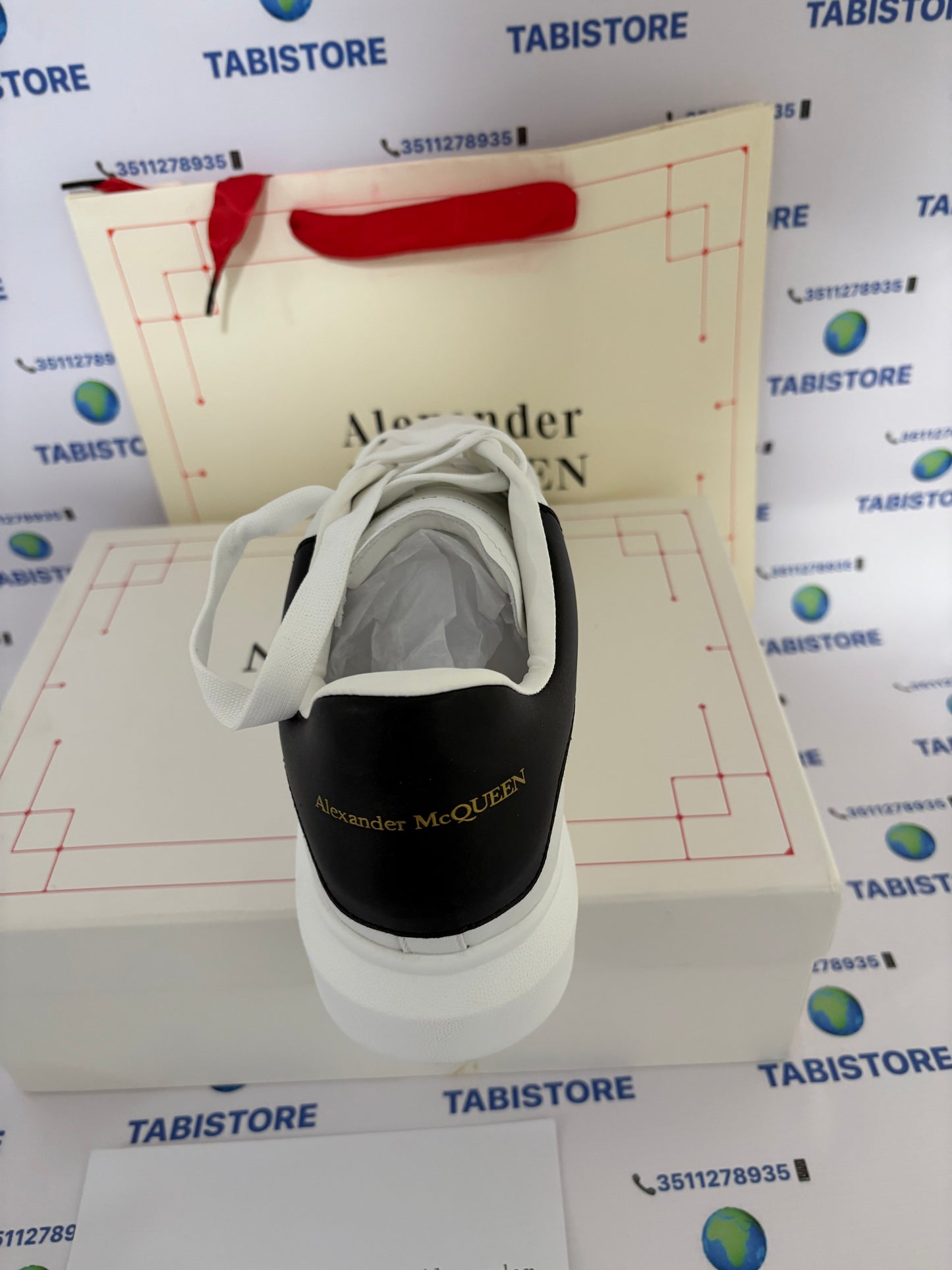 Alexander McQueen Sneaker Oversize in Bianco/Nero